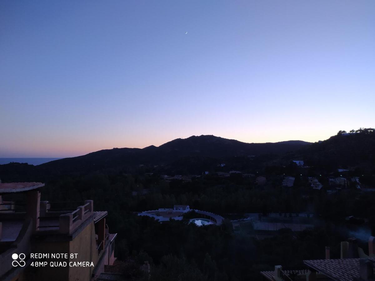 Willa Capo Blu - Santa Margherita Di Pula Zewnętrze zdjęcie