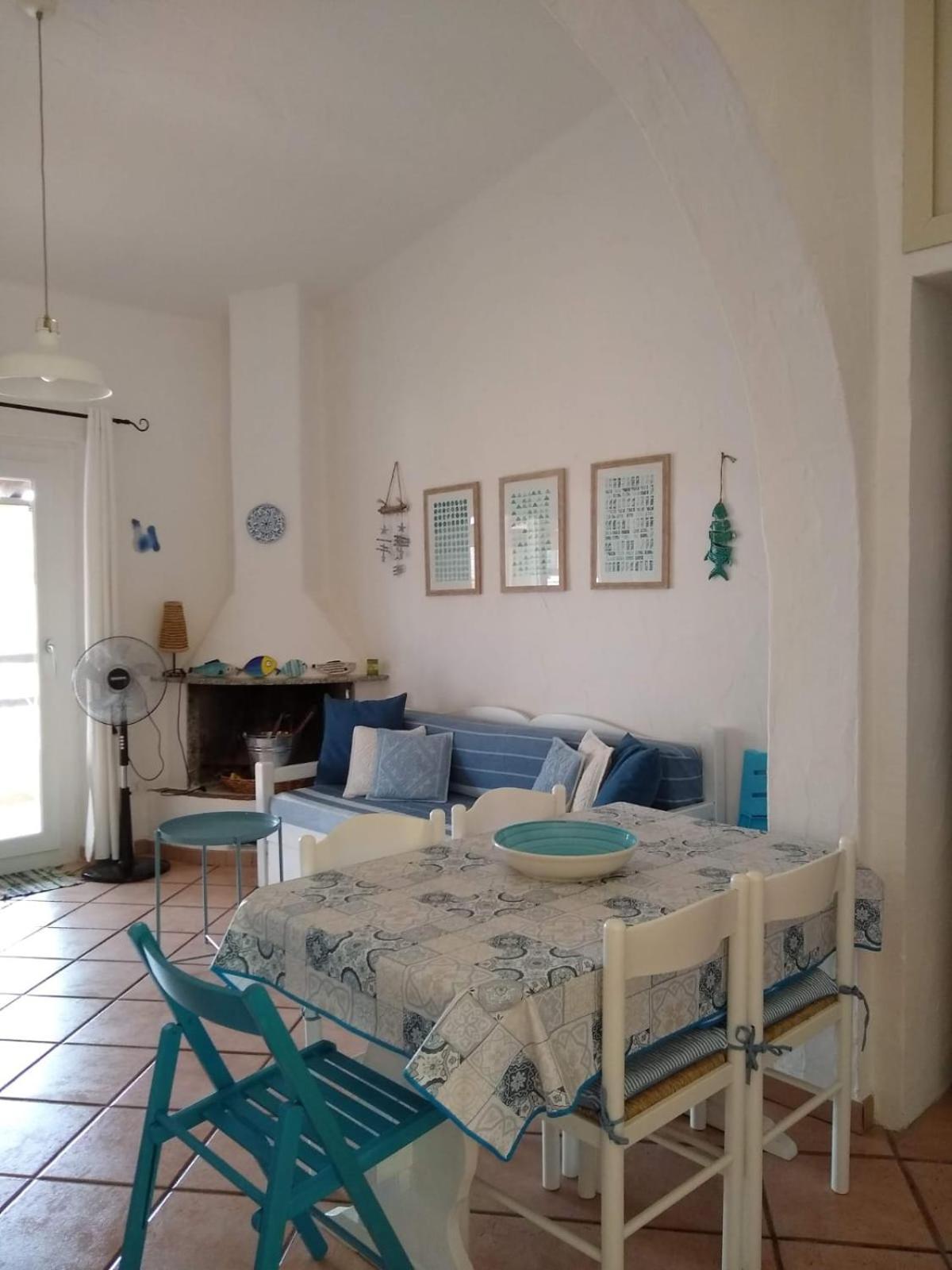 Willa Capo Blu - Santa Margherita Di Pula Zewnętrze zdjęcie